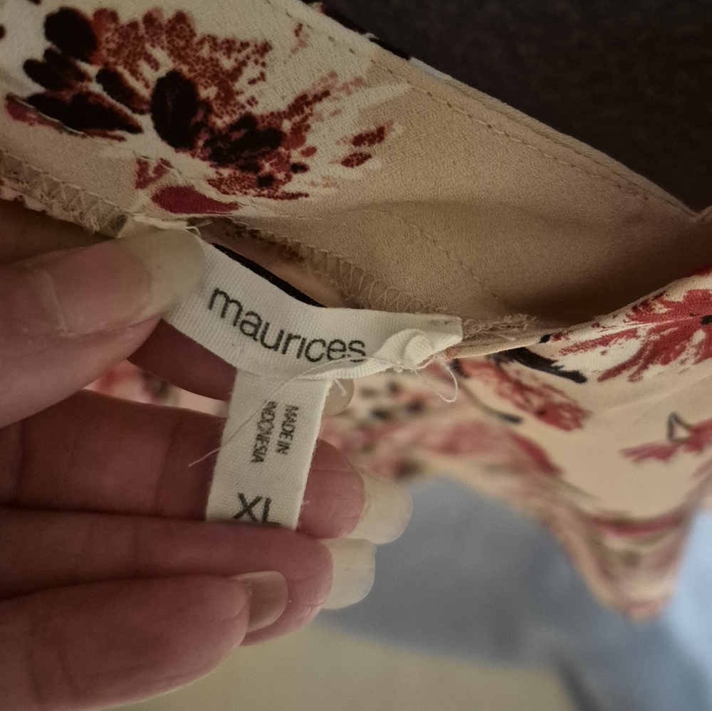 Pink Floral Blouse - Picture 3 of 4